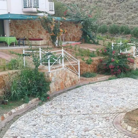 Santa Xenia Apartment