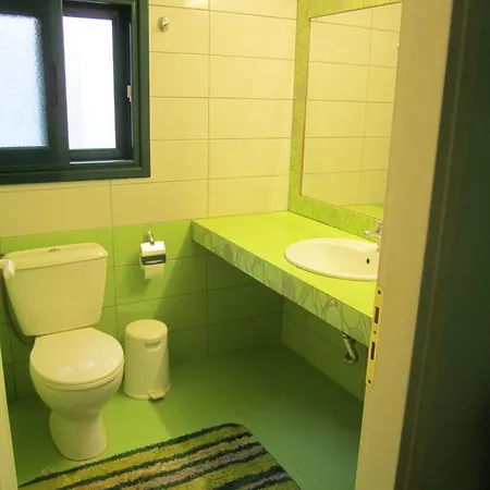 Santa Xenia Apartment *